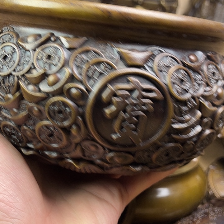 精美铜器，点击下单