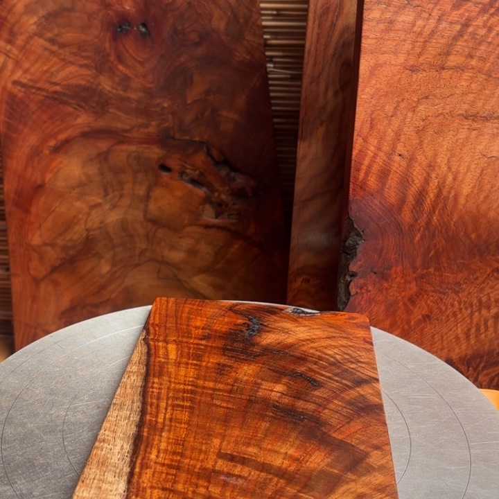 喜***缘大叶紫檀（黑酸枝木类）