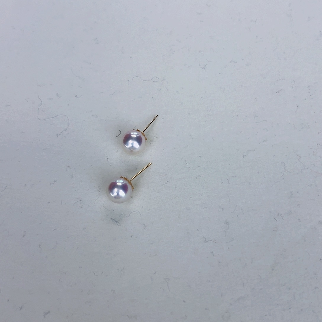 海水珍珠海水akoya天女耳钉7.5-8mm18K金镶嵌
