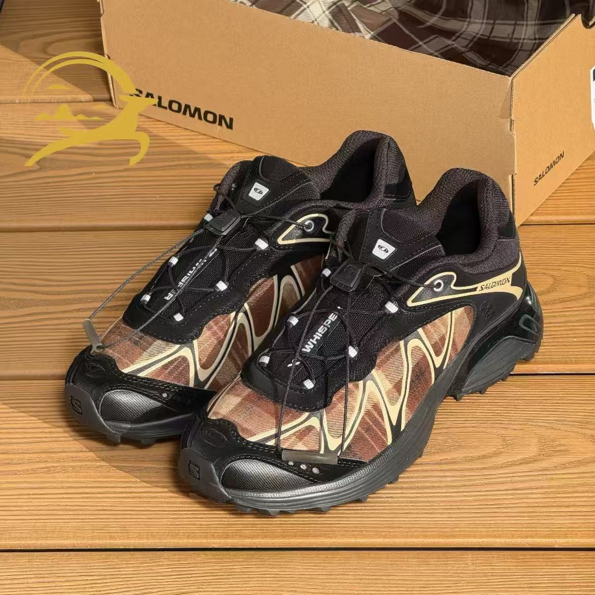 SALOMON萨洛蒙 XT-WHISPER HOLIDAY皮革纺织品减震包裹性 运动鞋