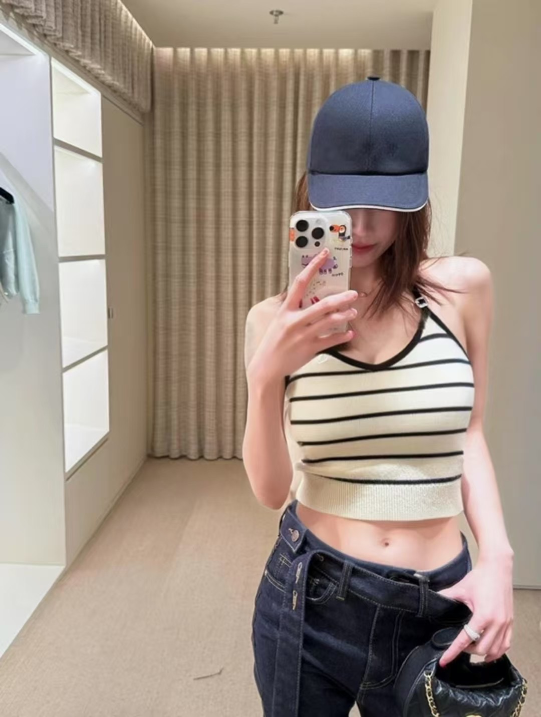 OXNA【甜辣Jennie】条纹挂脖露背吊带钻扣小香风辣妹上衣