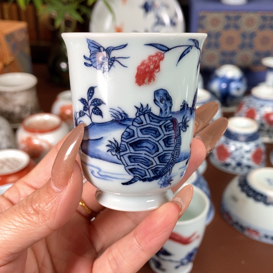 阳春白雪青花釉里红富甲天下闻香杯