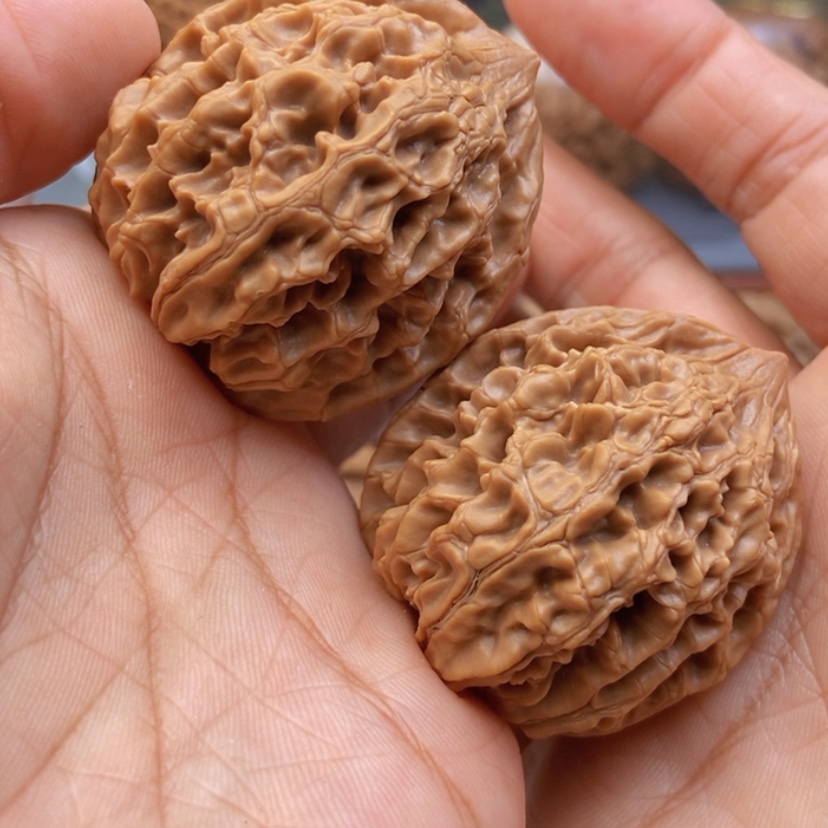 【闪购商品】文玩核桃把件39通天八全品