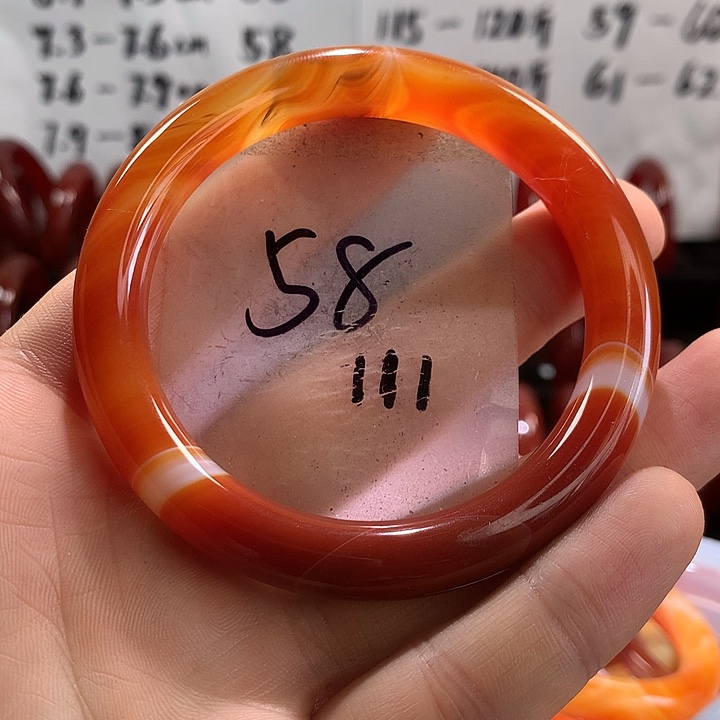 玛瑙/玉髓手镯未镶嵌