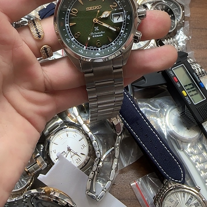 胶带孤品一个老登