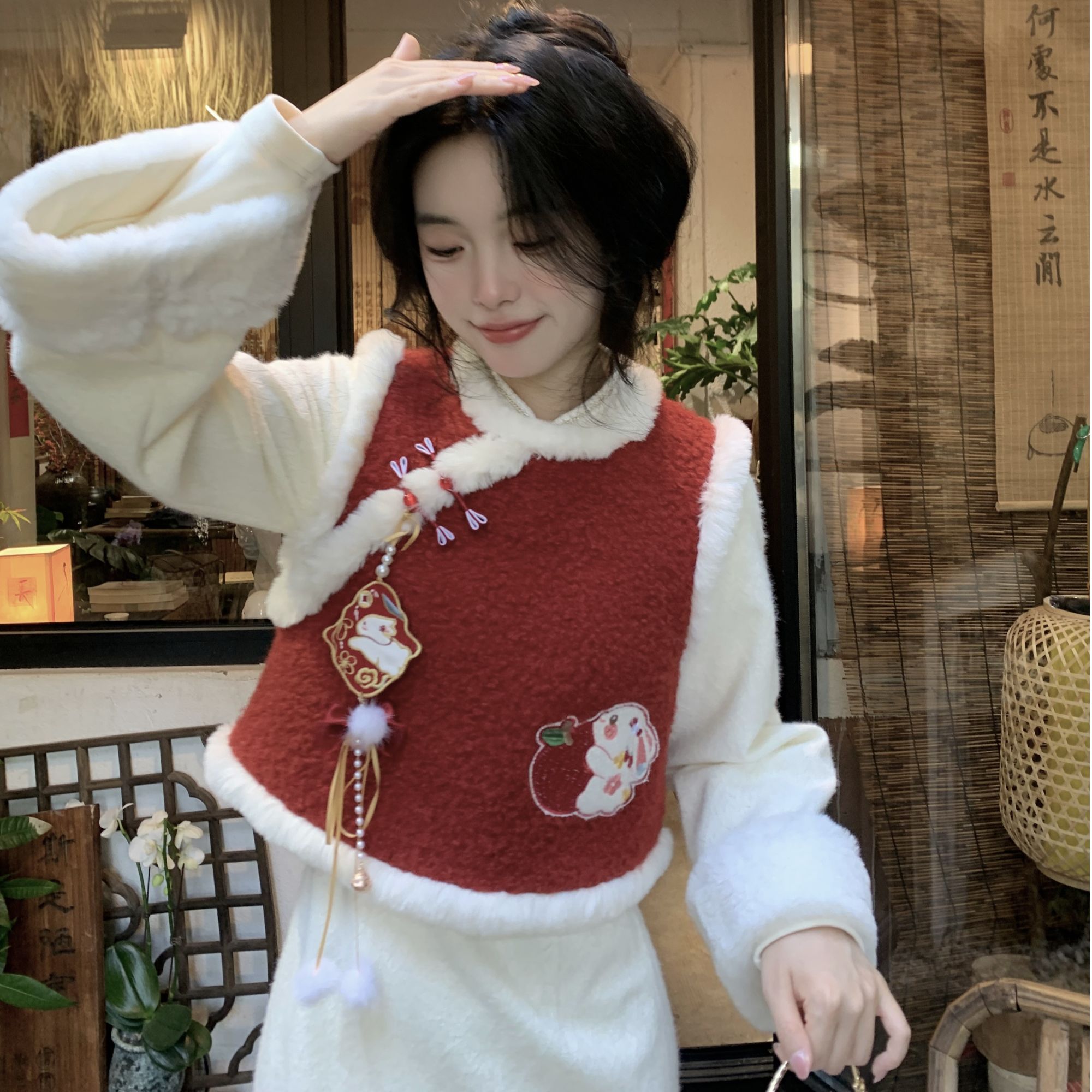 Blovelan茉韵婉华 新中式少女感磨毛旗袍+红色马甲两件套