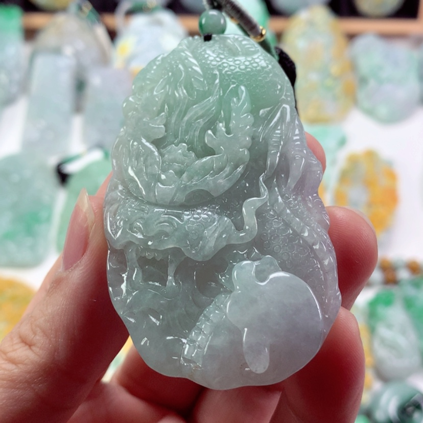 【闪购商品】翡翠吊坠(不含链)未镶嵌