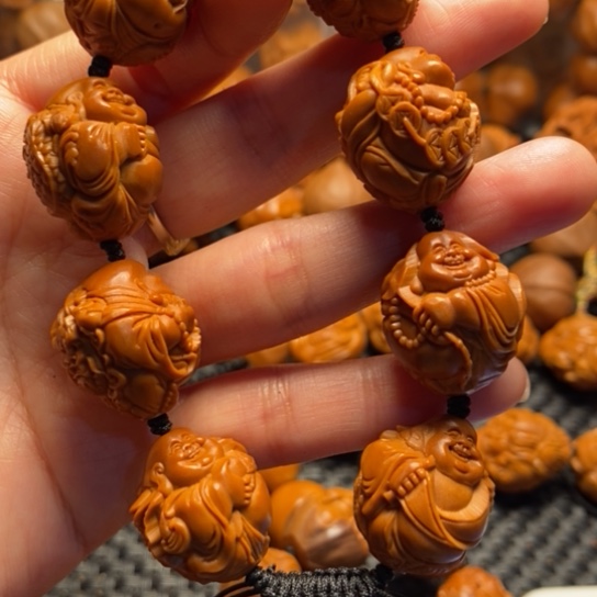 橄榄核吊坠瑞兽弥勒