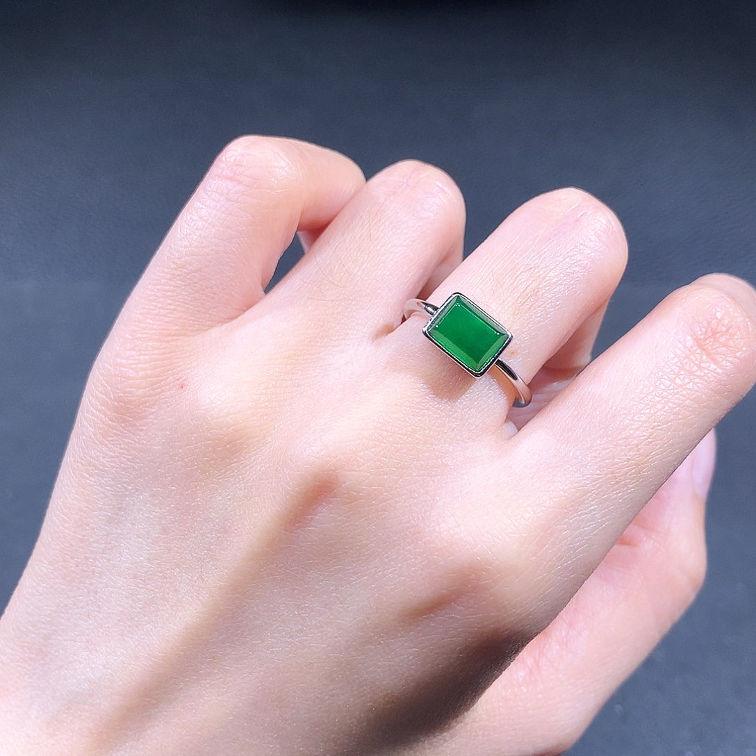 未镶嵌戒指翡翠翡翠