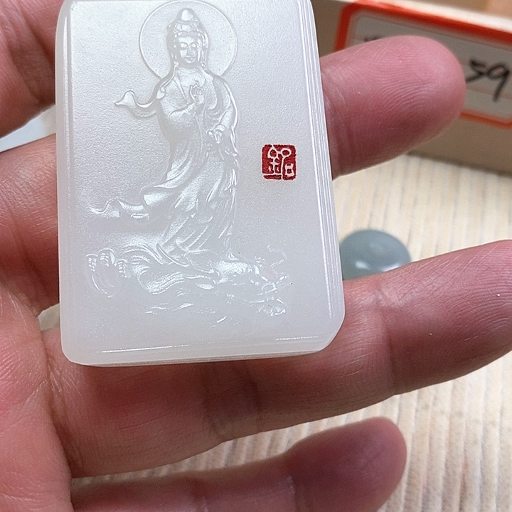 和田玉（糖玉）颈饰未镶嵌