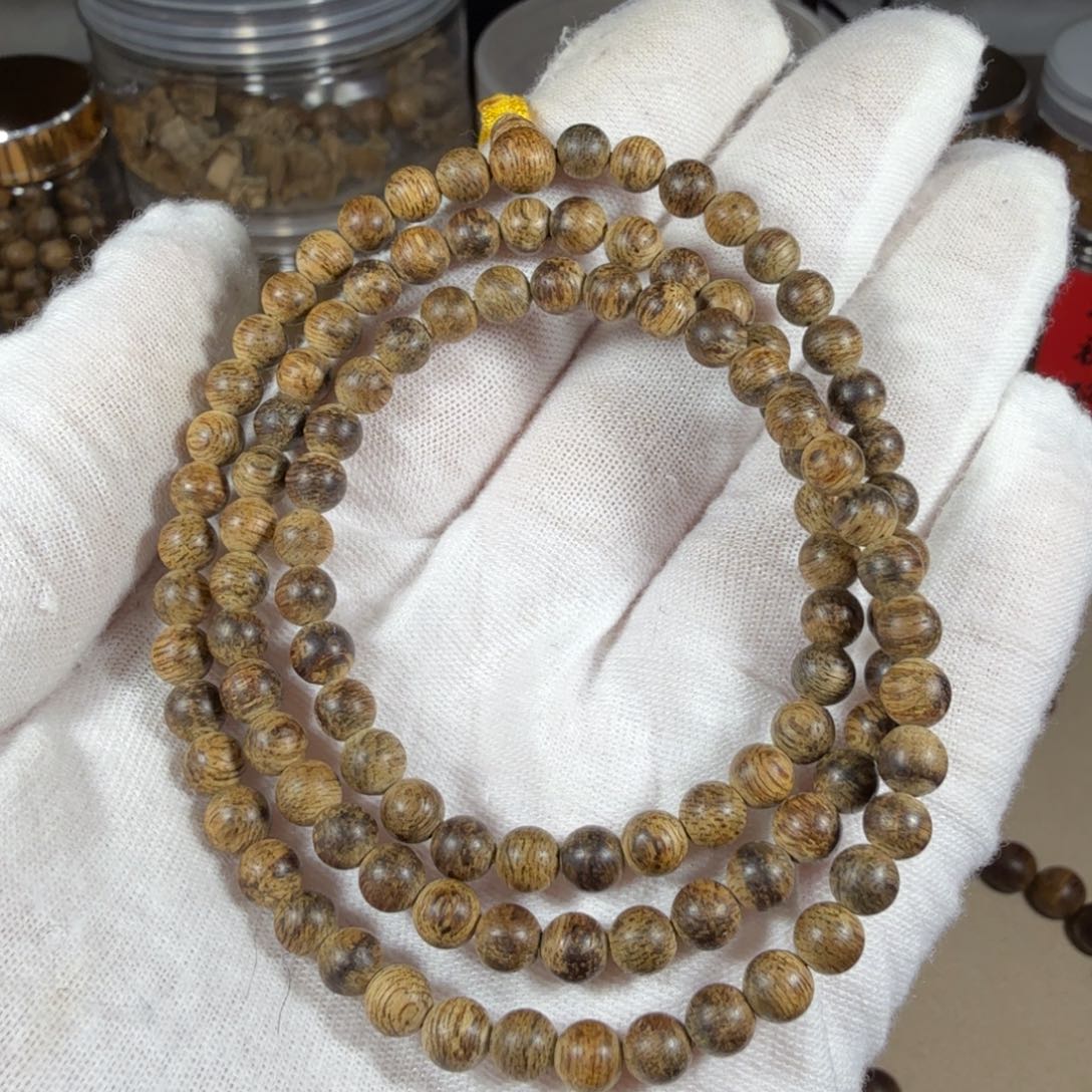 沉香碎屑沉香达拉干9分沉6.8克0.5