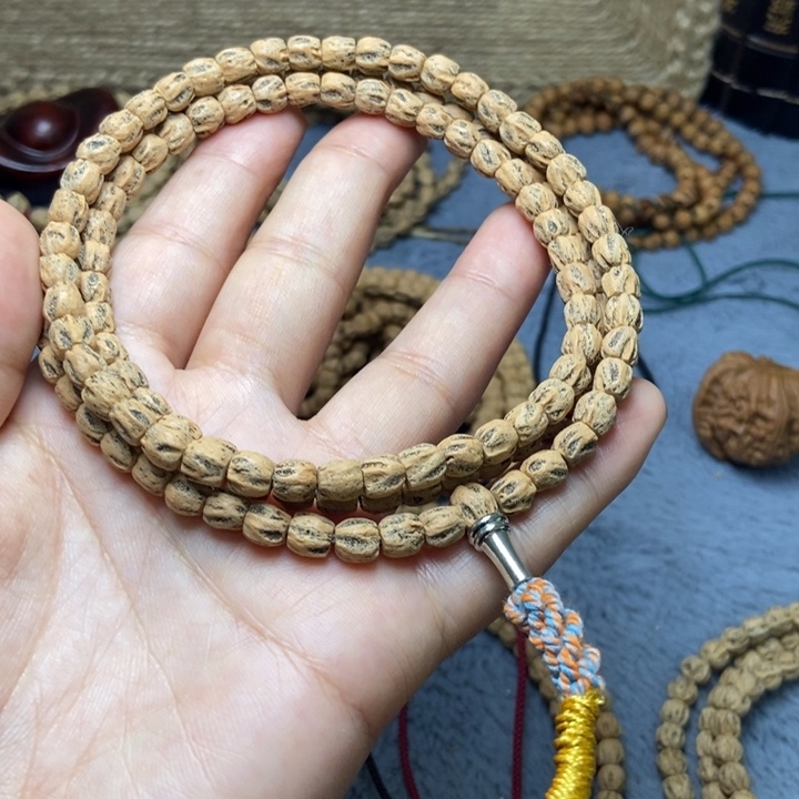 【闪购商品】吊坠柏香籽/百香籽