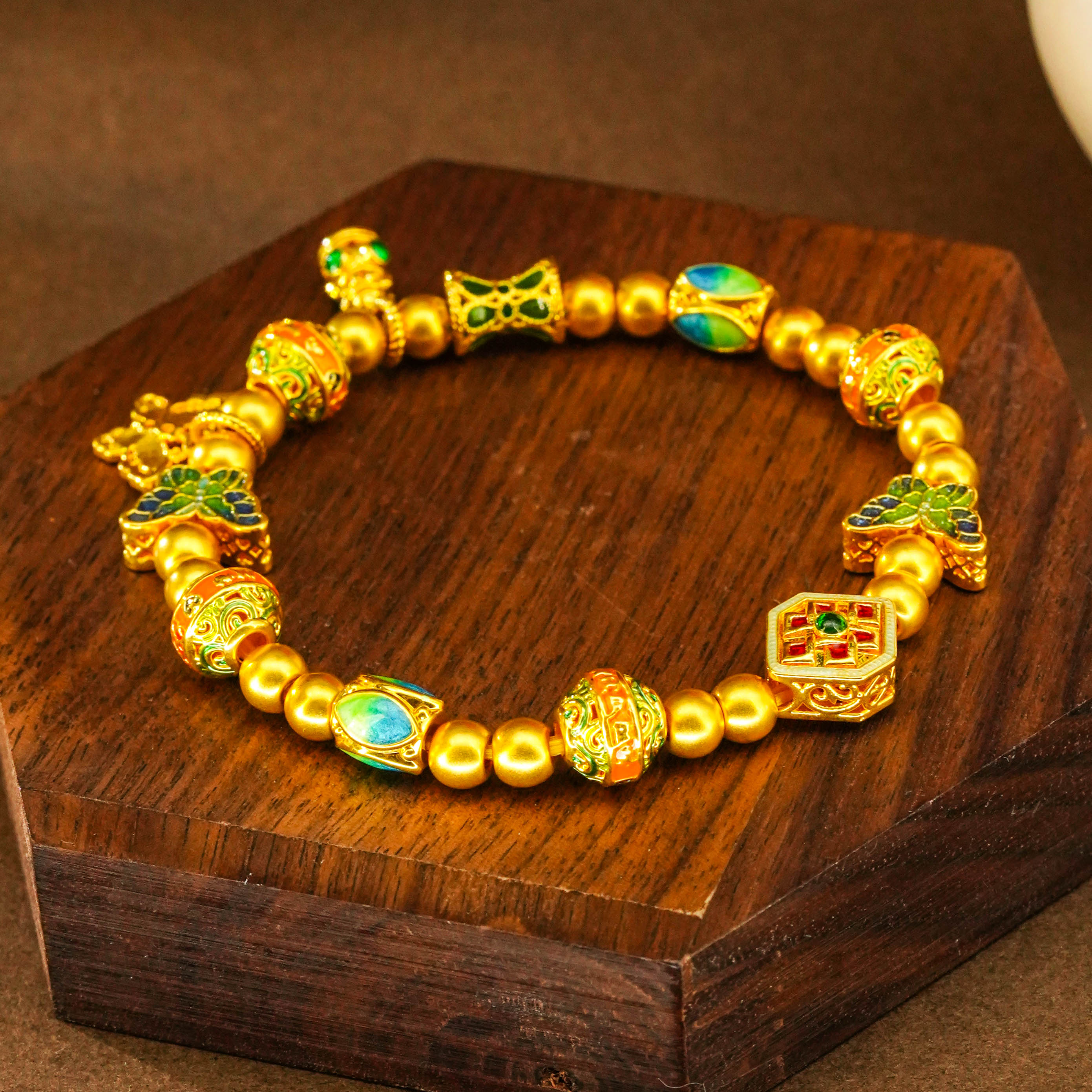 【敏敏专享】足金999投资金 欧若风蝴蝶转运珠宫廷黄金手链 HJS1503