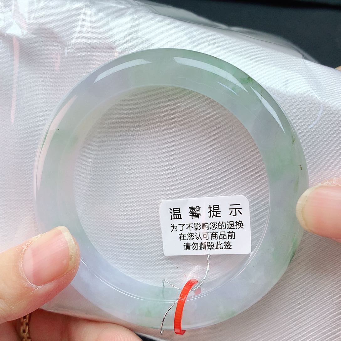 翡翠手镯未镶嵌55+圈