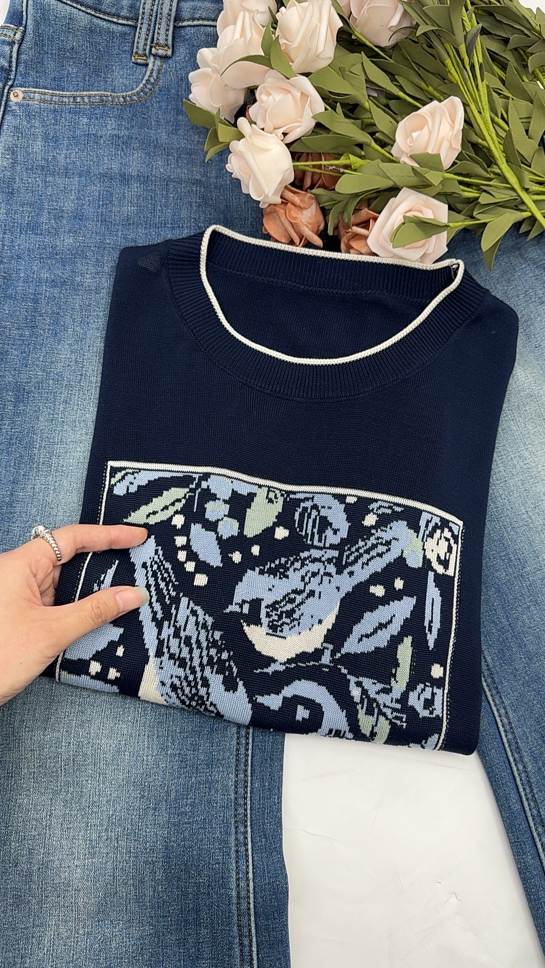 【喜鹊-玉姐家】夏季新款提花圆领短袖T恤女款 新选f1129 J03867