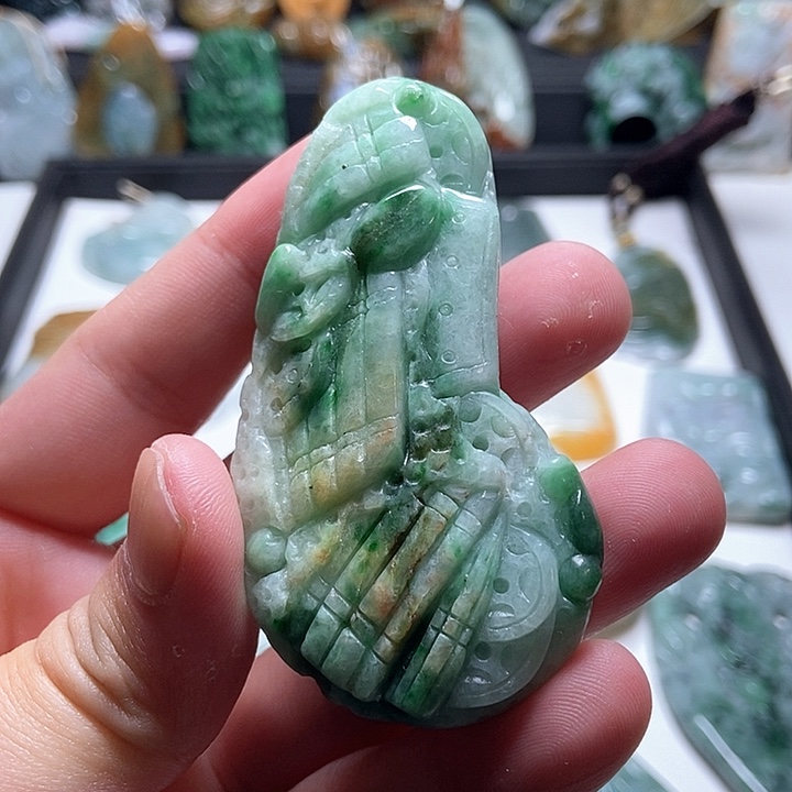 翡翠未镶嵌颈饰翡翠a货