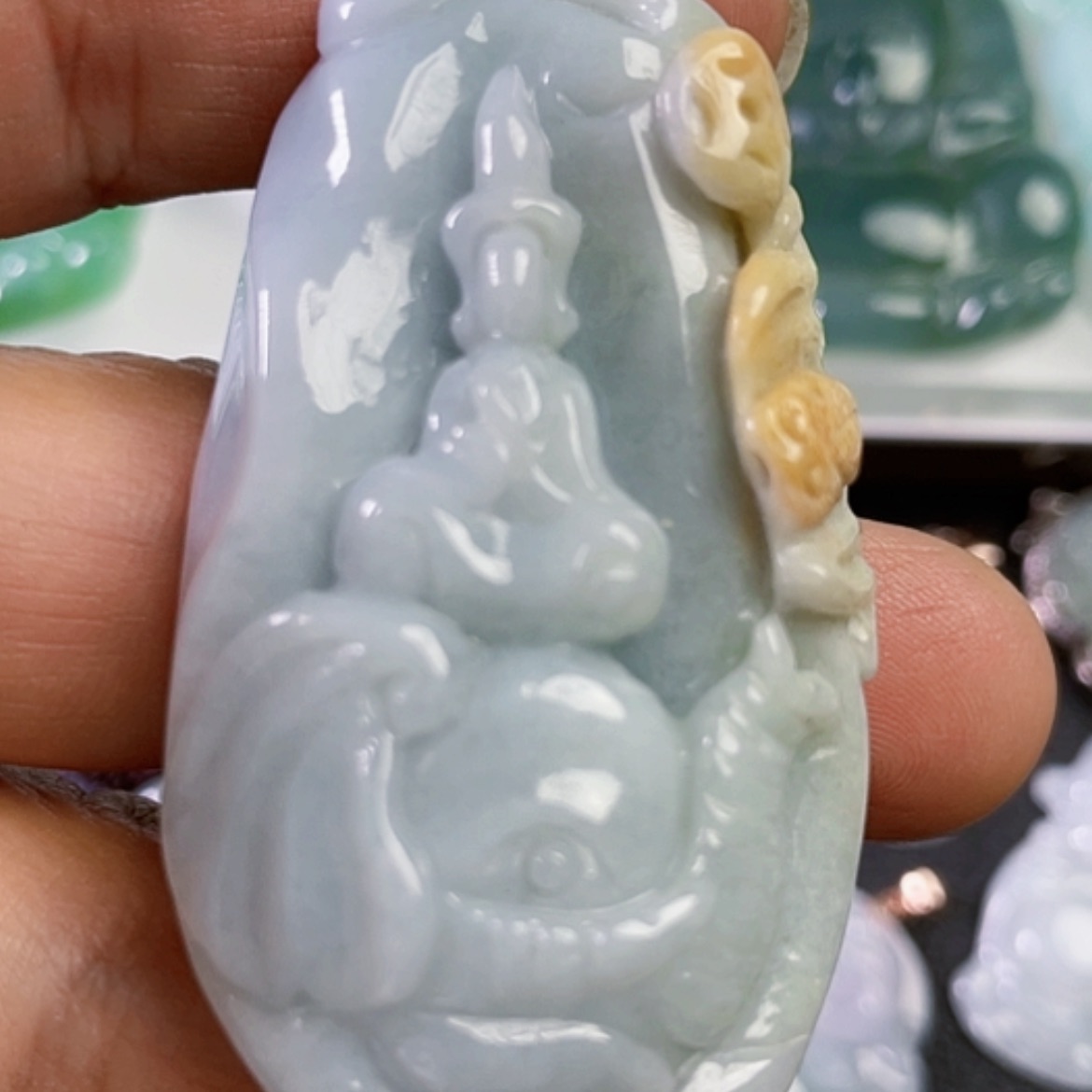 【闪购商品】翡翠吊坠(不含链)未镶嵌天然翡翠吊坠