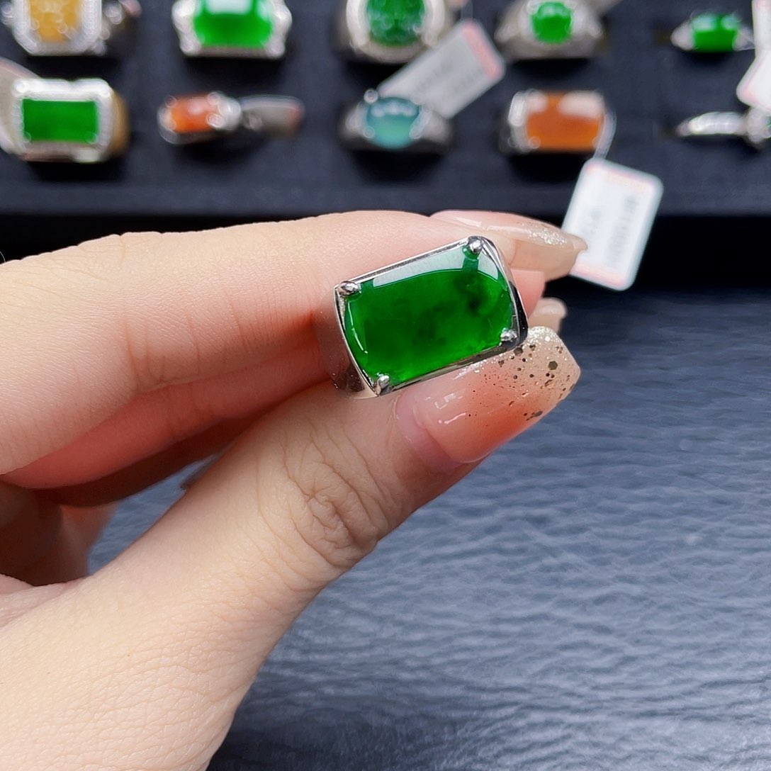 翡翠戒指银S925镶嵌编号1711没有运费险