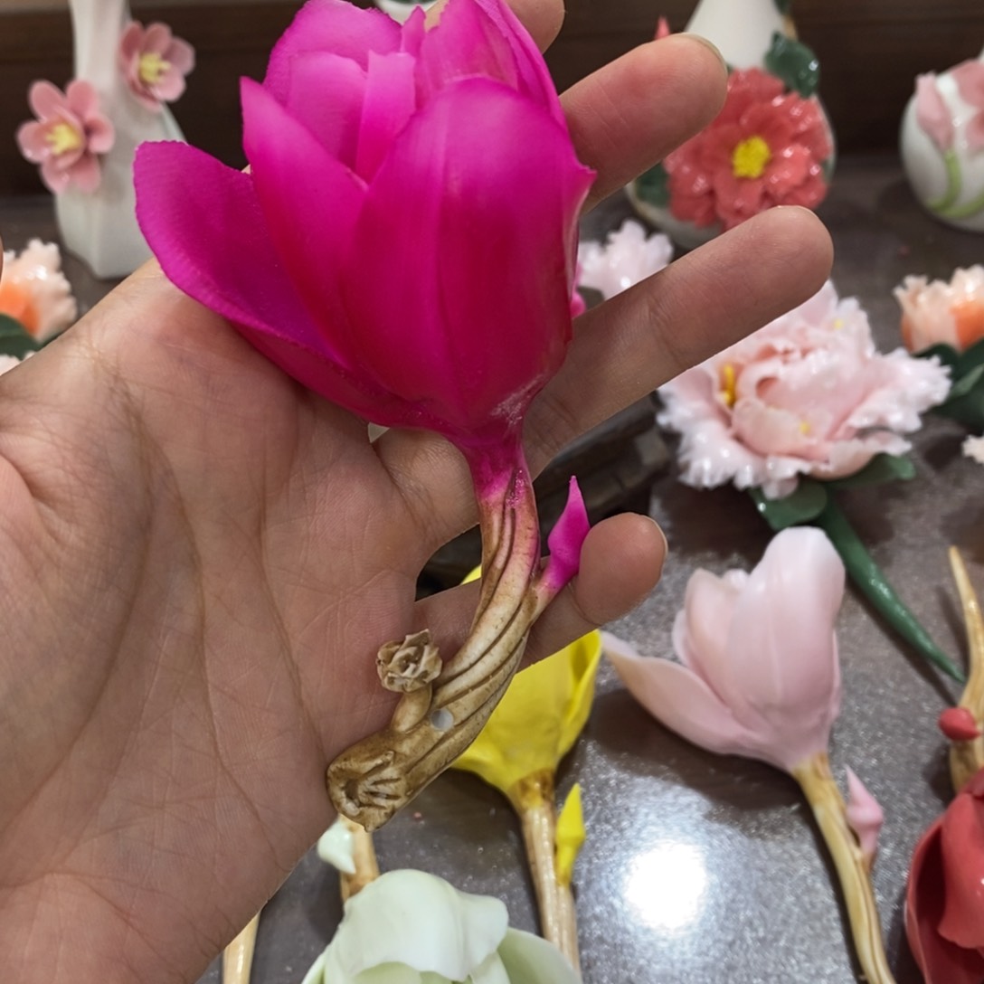 手工陶瓷精致摆件