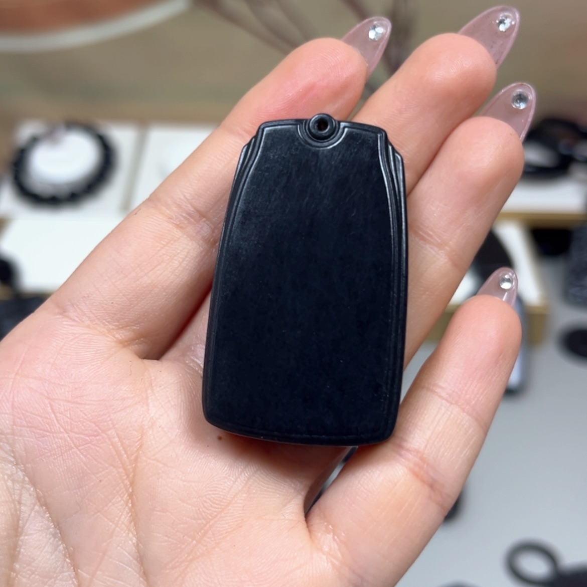 【闪购商品】和田玉（墨玉）35高羊脂未镶嵌大*