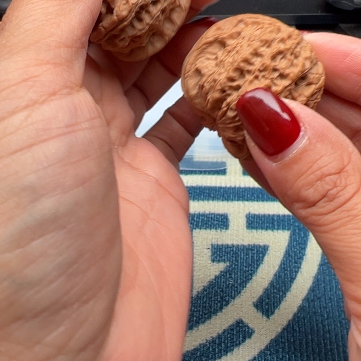 桃核吊坠文玩雪麒麟