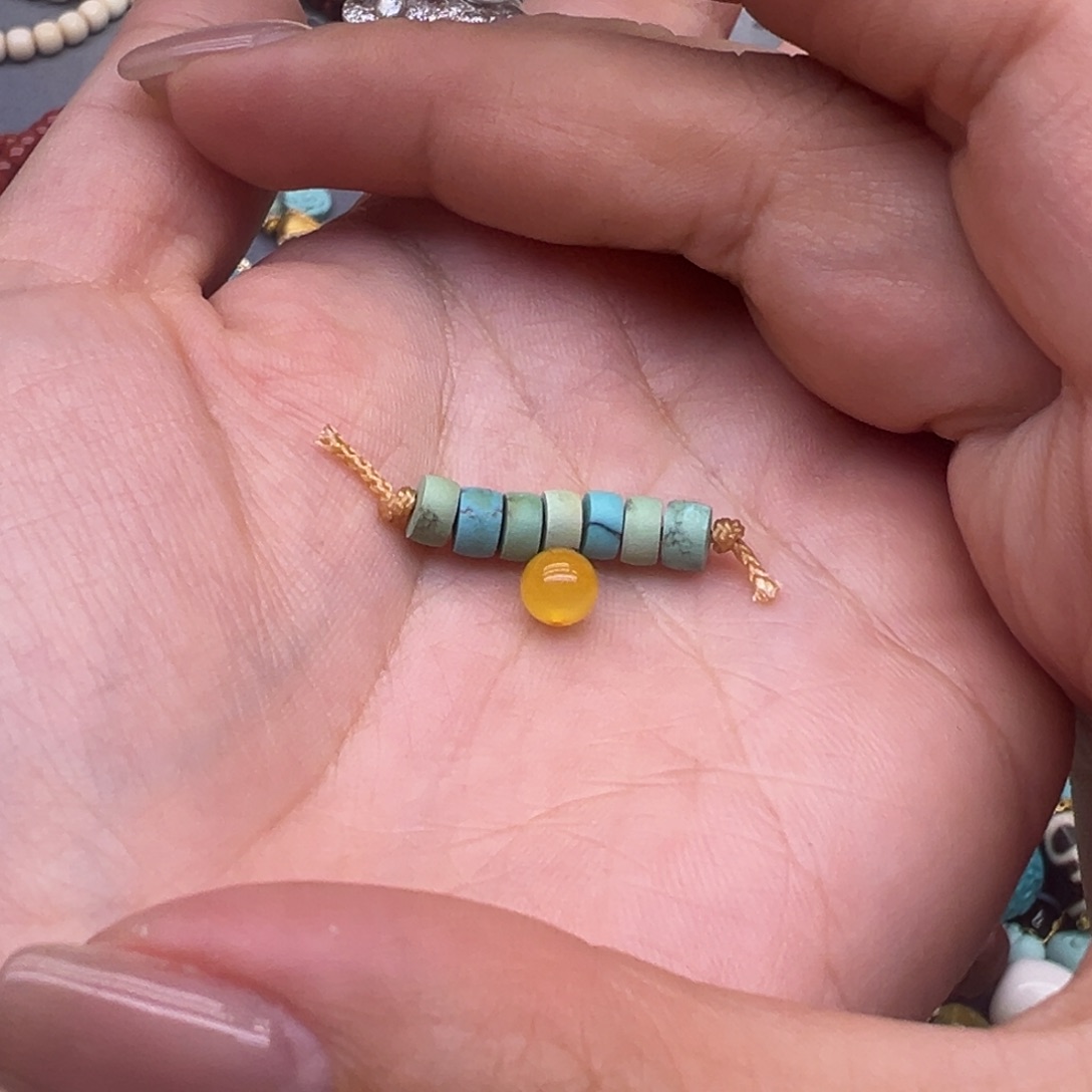 L***苗琥珀未镶嵌裸石配件