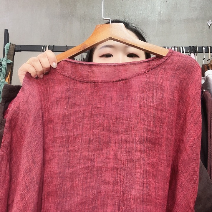 柴***姐0517红色上衣不退换