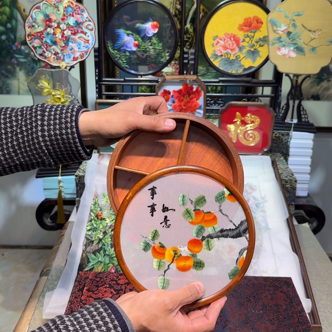 刺绣刺绣工艺精湛