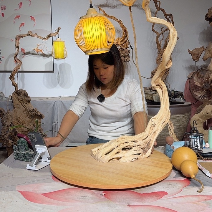 箫***剑杜鹃根和杜鹃叶都很好看