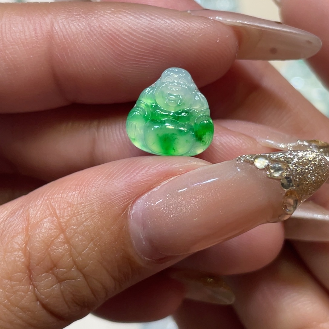 颈饰未镶嵌翡翠佛公