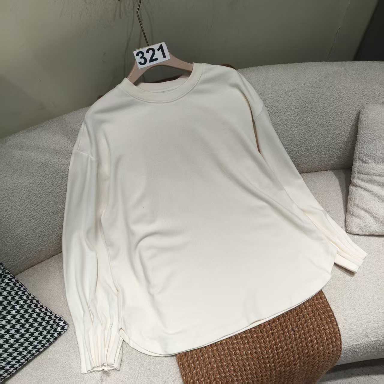 高端轻奢女装上衣（321-330）