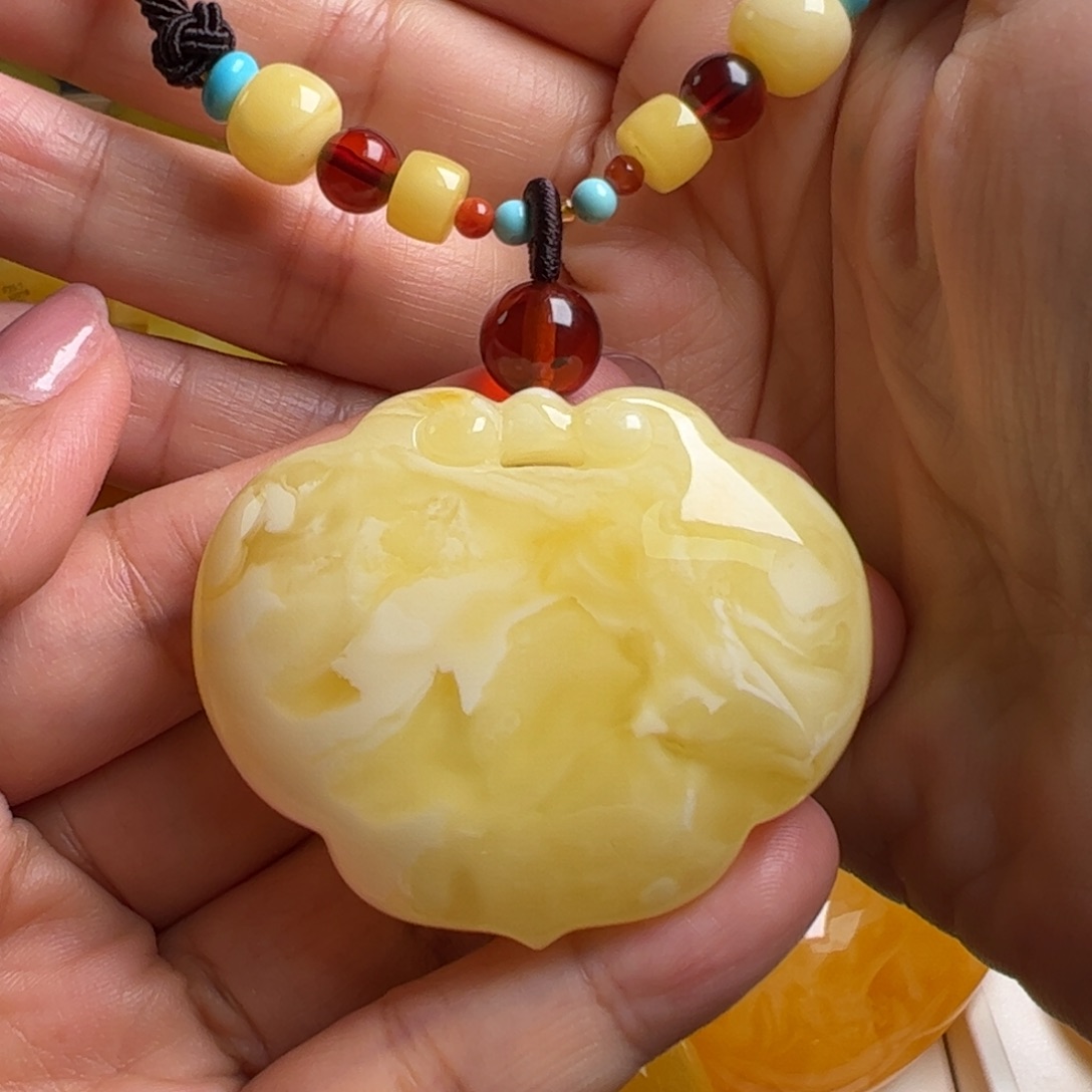 蜜蜡毛衣链未镶嵌无优化