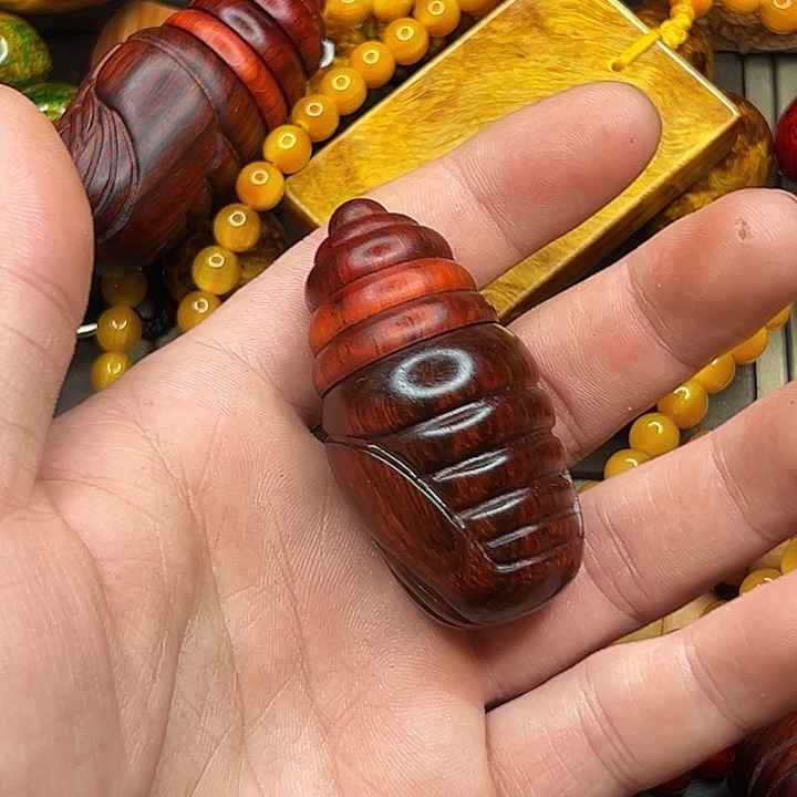 雷击木手把件蚕蛹