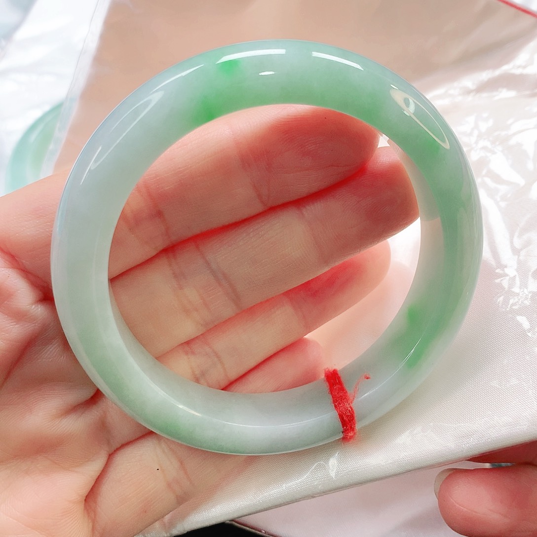 未镶嵌手镯翡翠55.8正