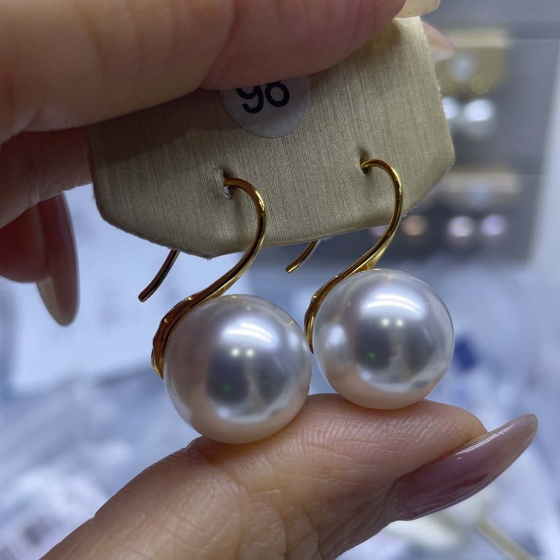 银S925镶嵌淡水珍珠耳饰