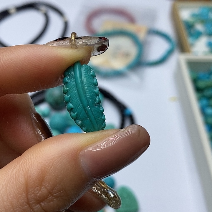 绿松石未镶嵌珠宝奇石