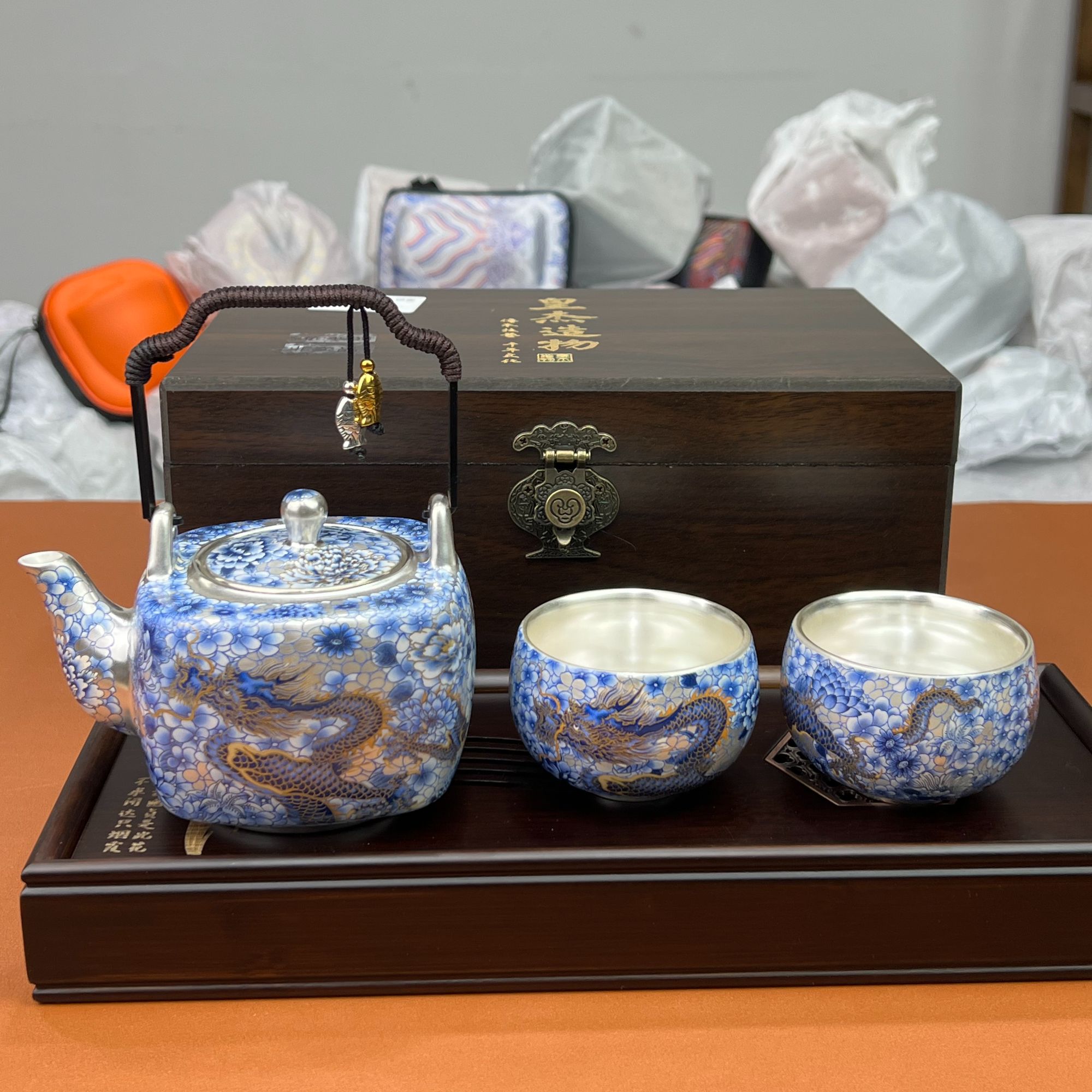 满花凤凰鎏银提梁壶带礼盒+九竹郁金香茶盘改款@@ZH2634