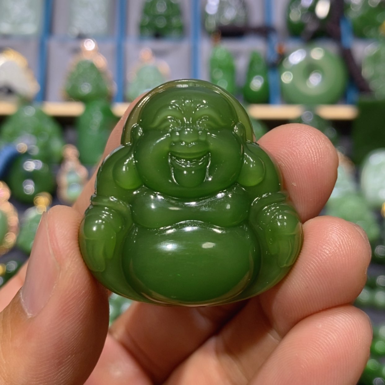 【闪购商品】和田玉吊坠(不含链)未镶嵌冰底辣阳绿佛公35/36/11.5