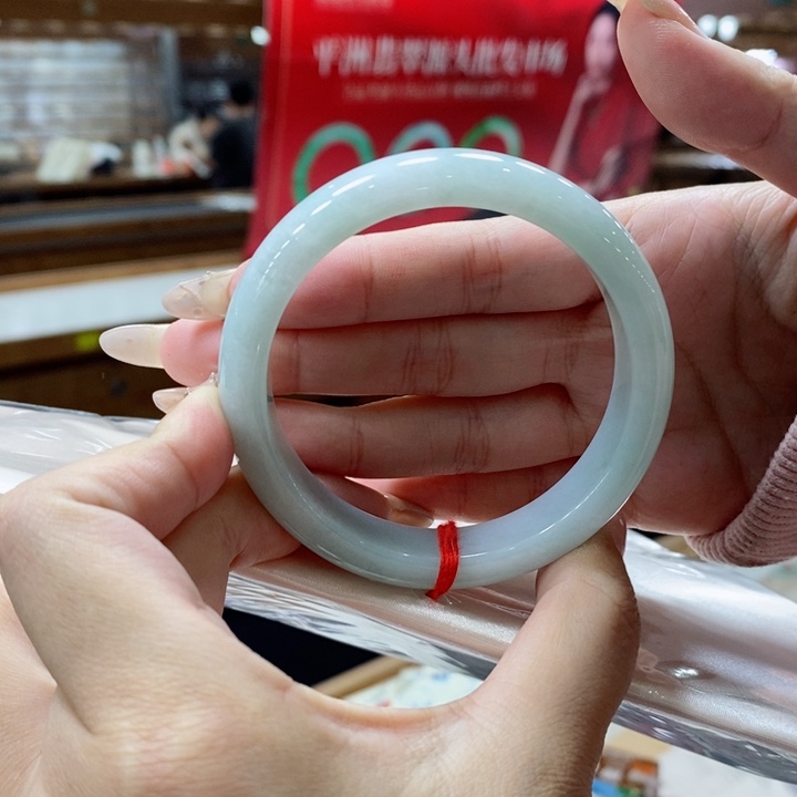 未镶嵌手镯翡翠翡翠