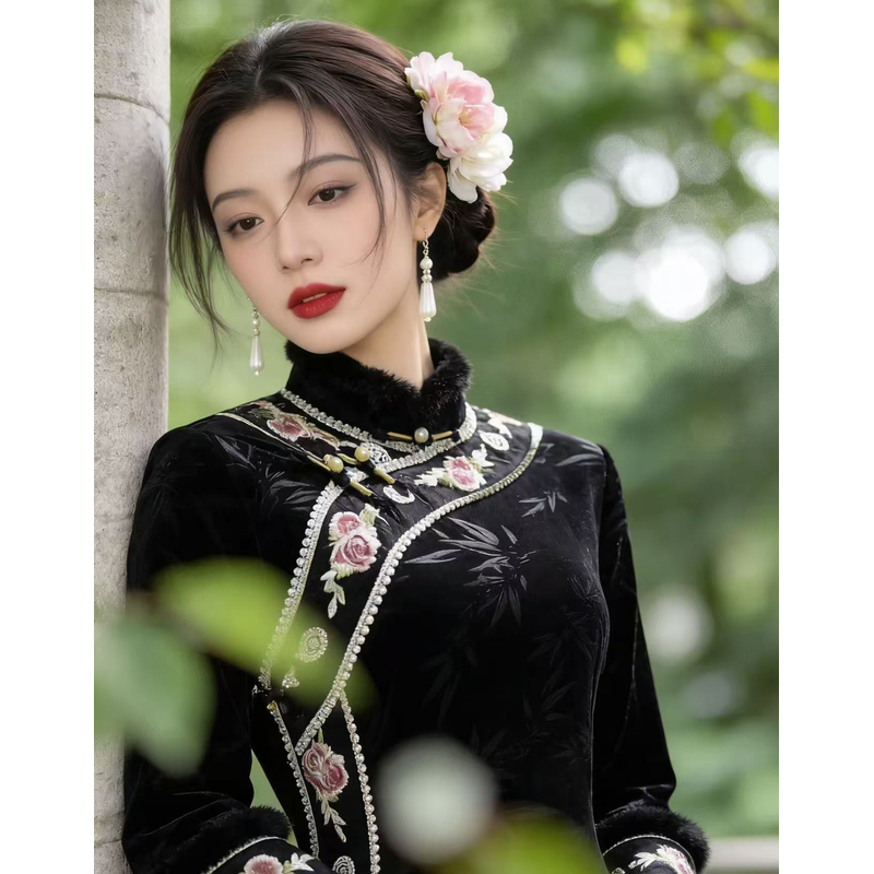 1482 【暗竹】 黑色 宽花边 刺绣 缠结扣 旗袍