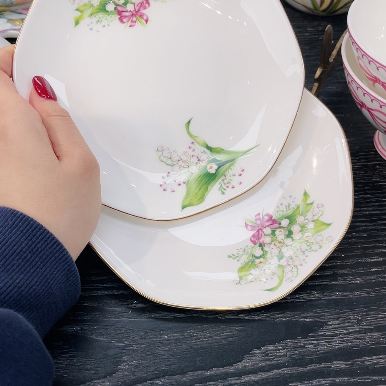 【闪购商品】瓷片碗碗——————