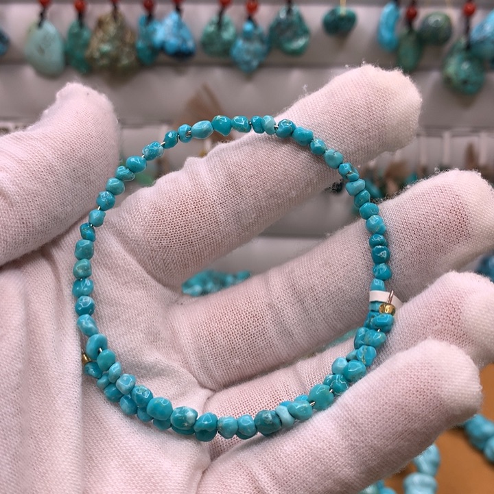 绿松石未镶嵌原矿