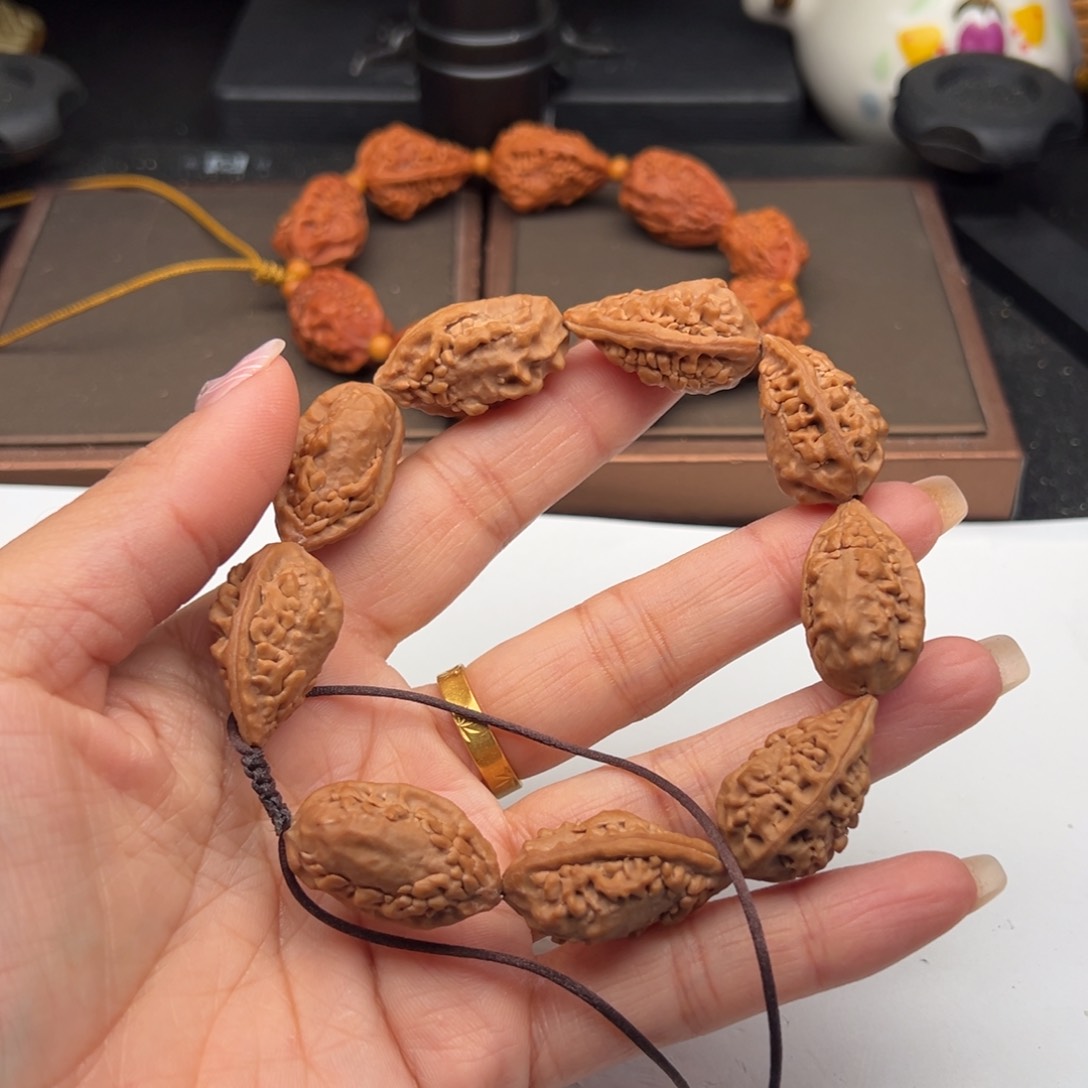 文玩核桃把件麒麟角