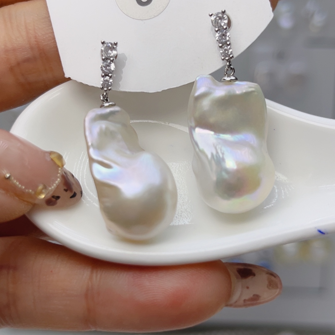 卢***说颈饰淡水珍珠未镶嵌