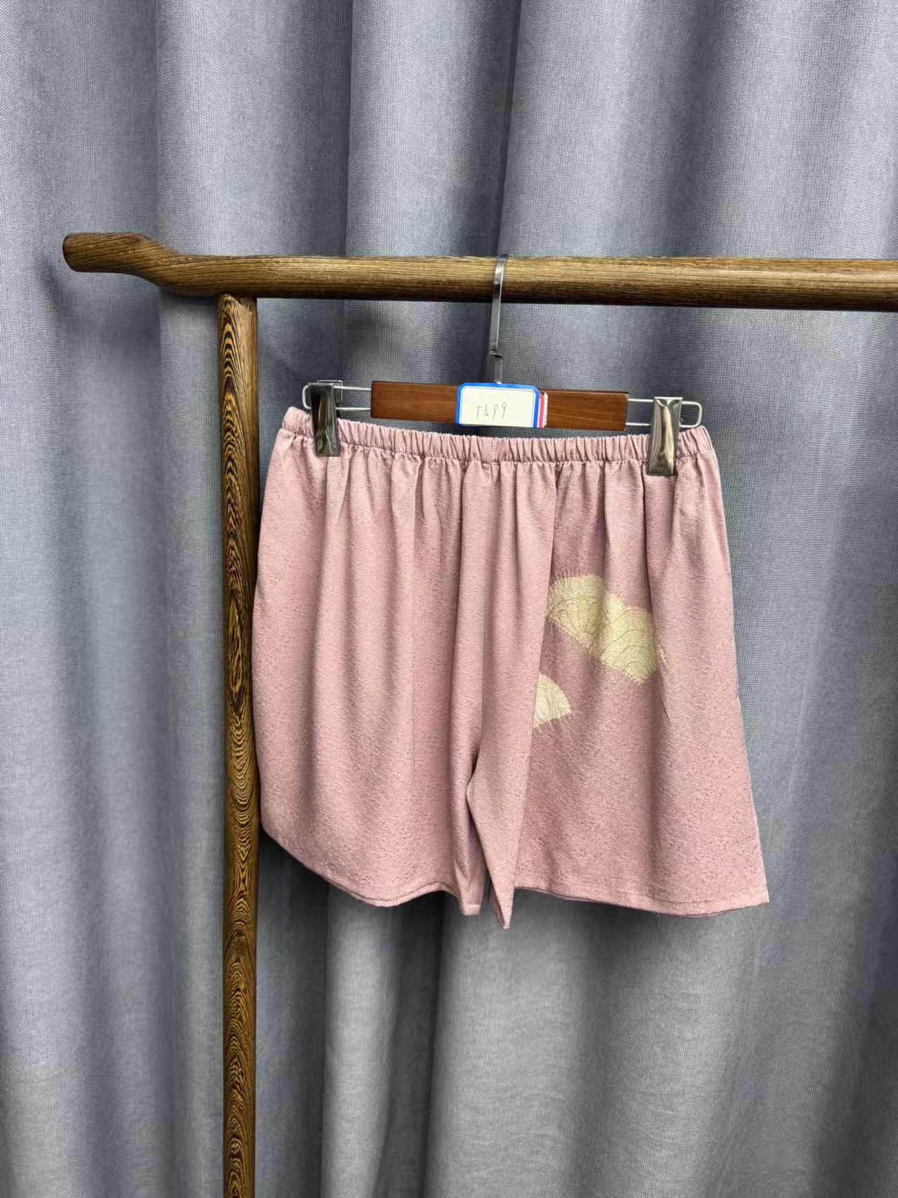 夏季新款时尚休闲桑蚕丝居家打底短裤T599