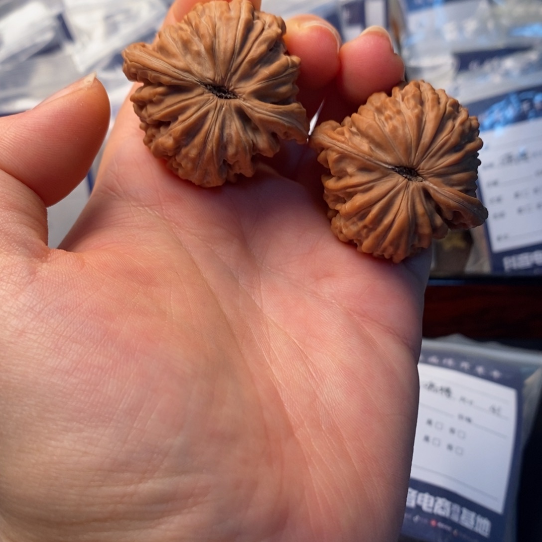 文玩核桃吊坠荒*42汉高楼