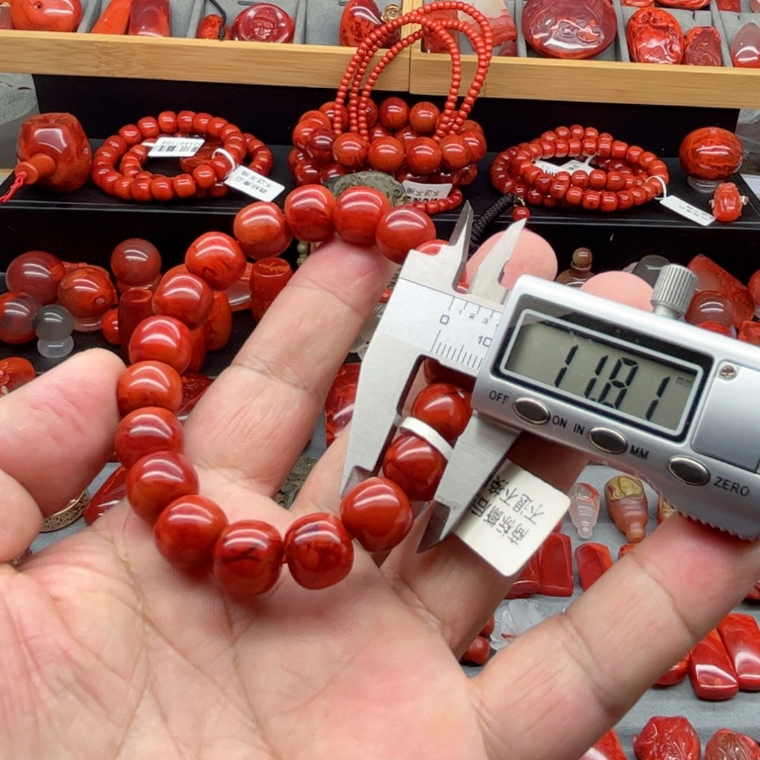 南红玛瑙手串未镶嵌