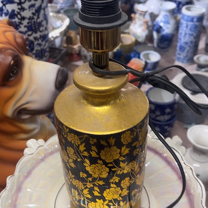 瓷片瑕。。。。。。。。。。。。。。。