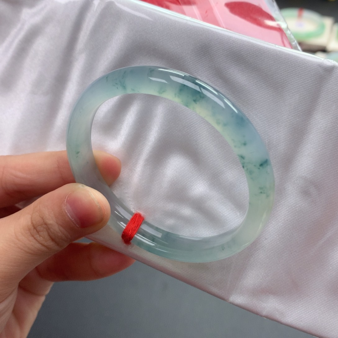 翡翠未镶嵌手镯13号完美兰花