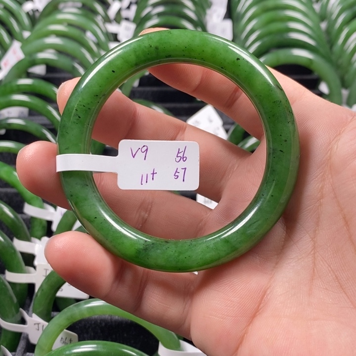和田玉（碧玉）手镯未镶嵌56+